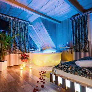 GÓRALSKA VILLA APARTAMENTY Z JACUZZI&HOME SPA&Zakopane